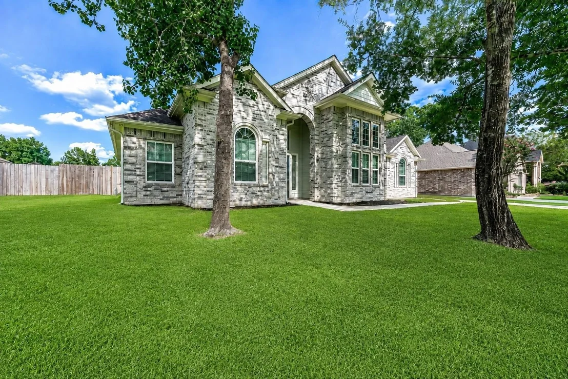 Photo of 757 Forest Lane Drive