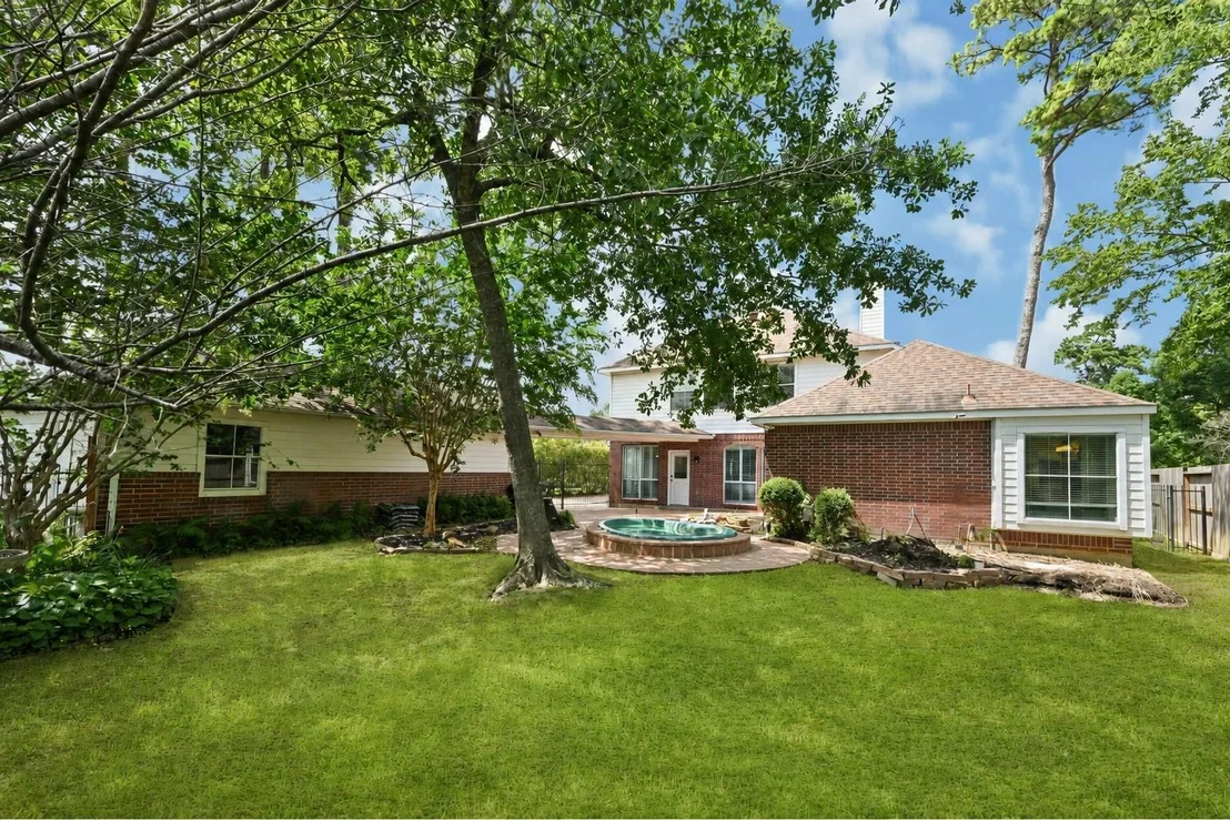 Photo of 14803 Cantwell Bend