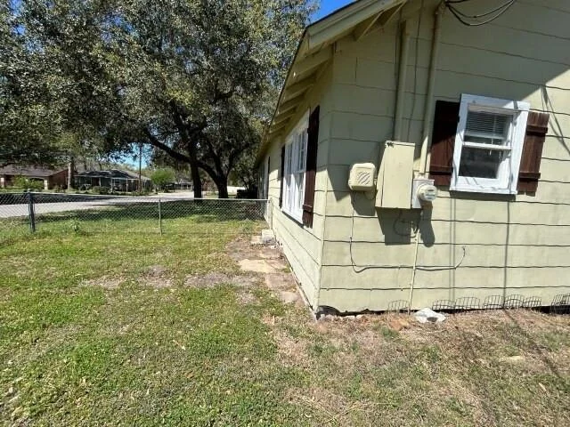 Photo of 400 N Stevenson Street
