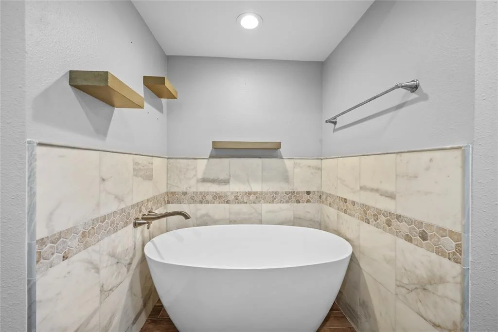 Photo of 5403 Foresthaven Drive