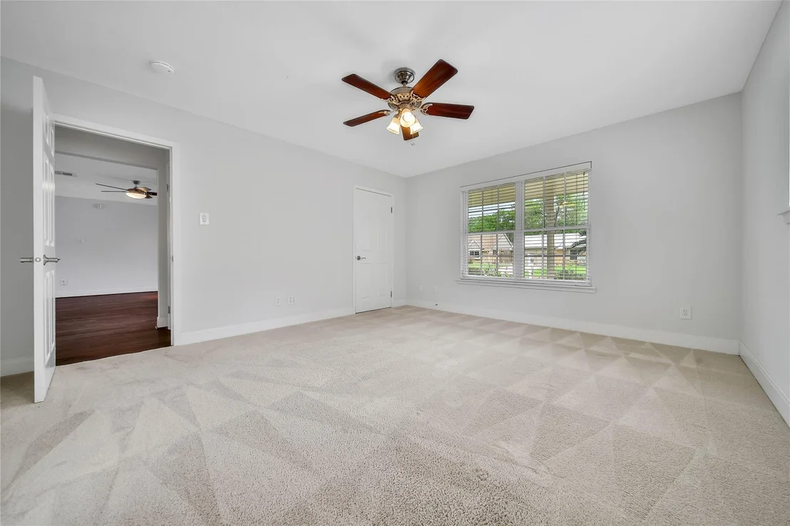 Photo of 995 Curtin Street
