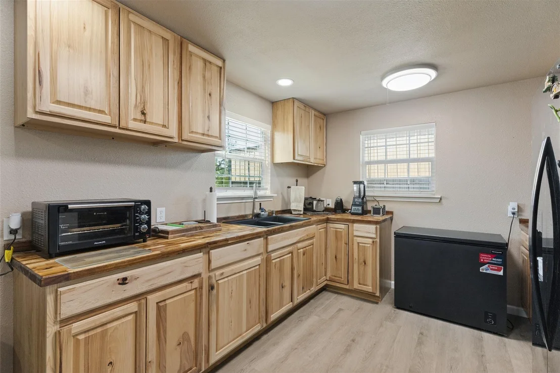 Photo of 128 Cheyenne Drive