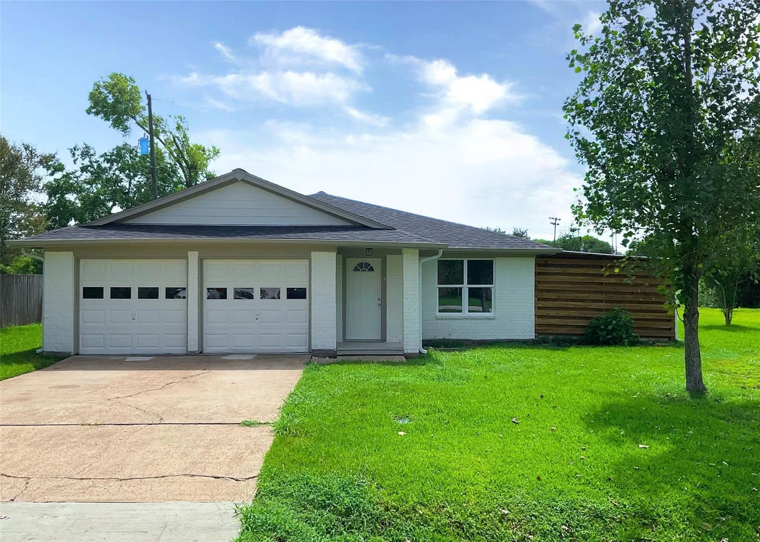 Photo of 522 Irene Drive