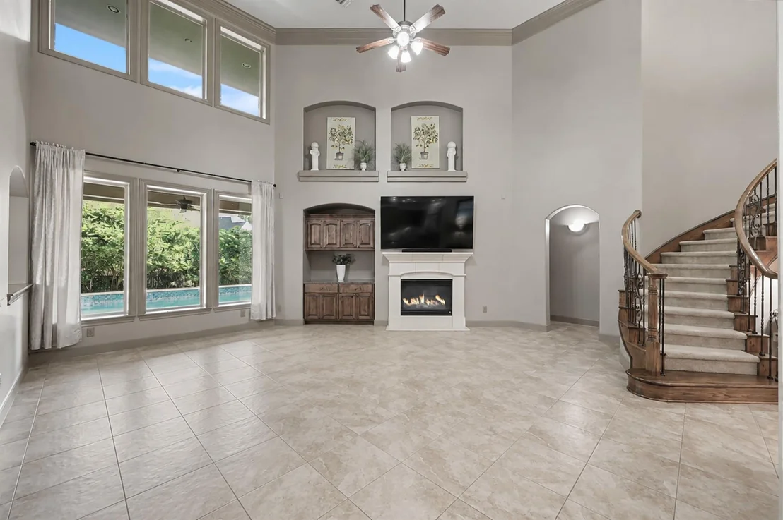 Photo of 90 Player Oaks Place