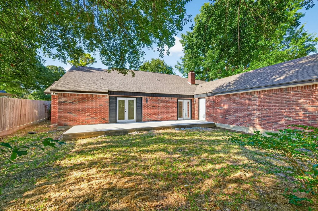 Photo of 12206 Fairhaven Lane
