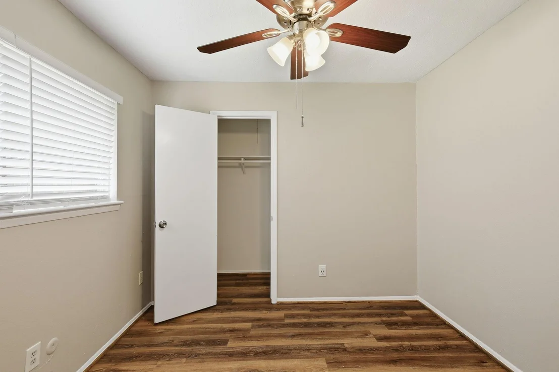 Photo of 15119 Bathurst Drive