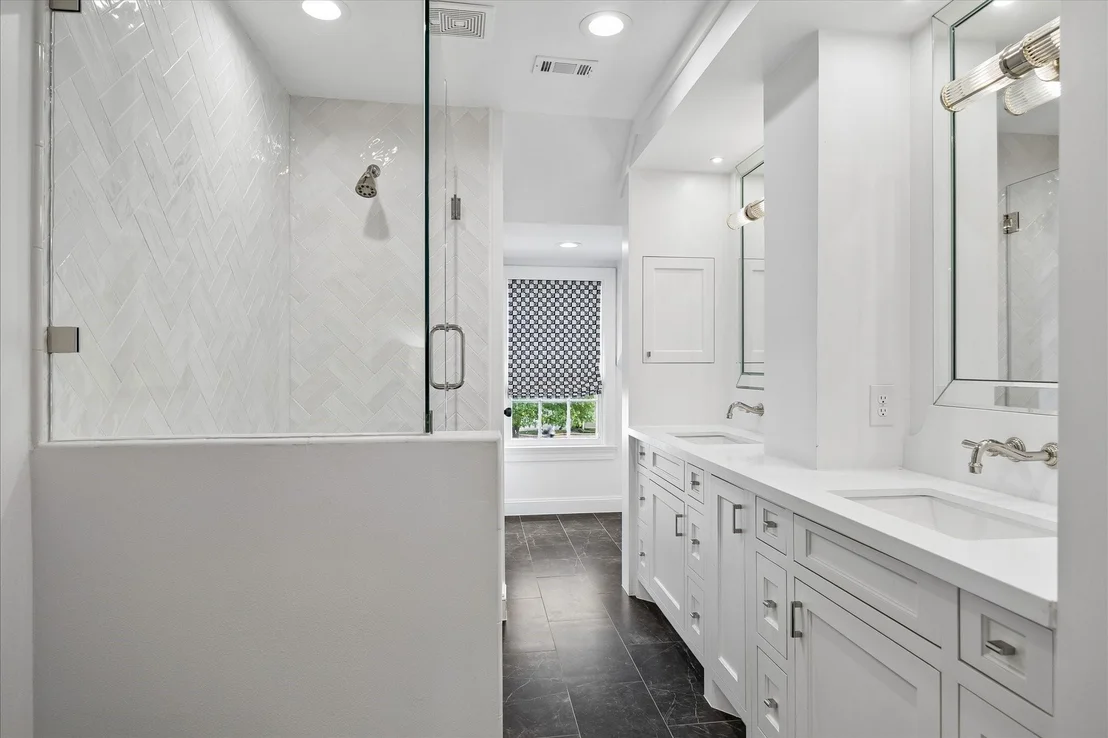 Photo of 2439 Stanmore Drive