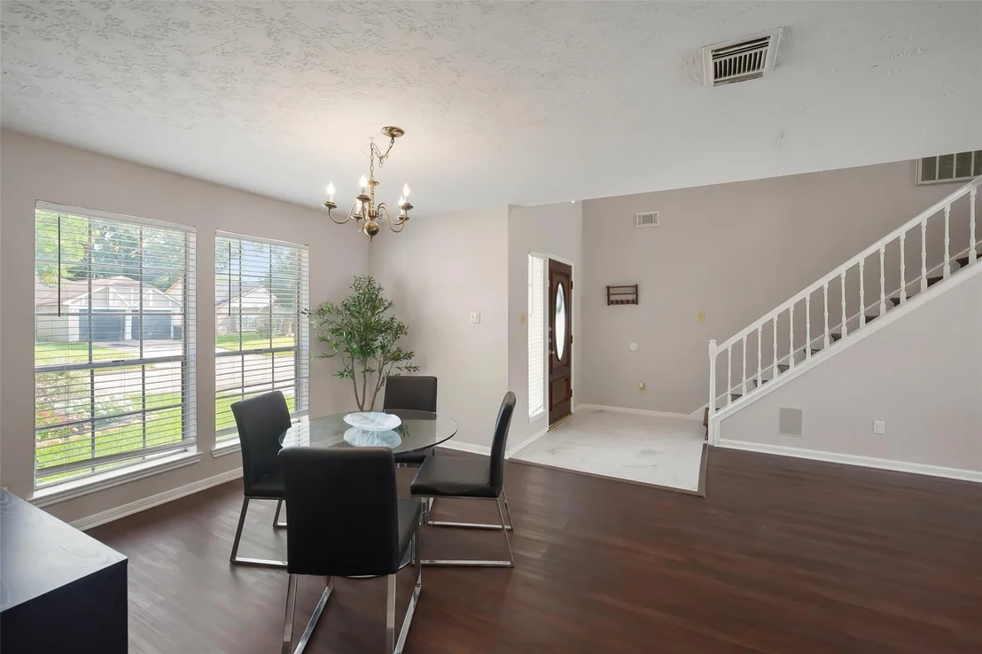 Photo of 7323 Maple Walk Drive