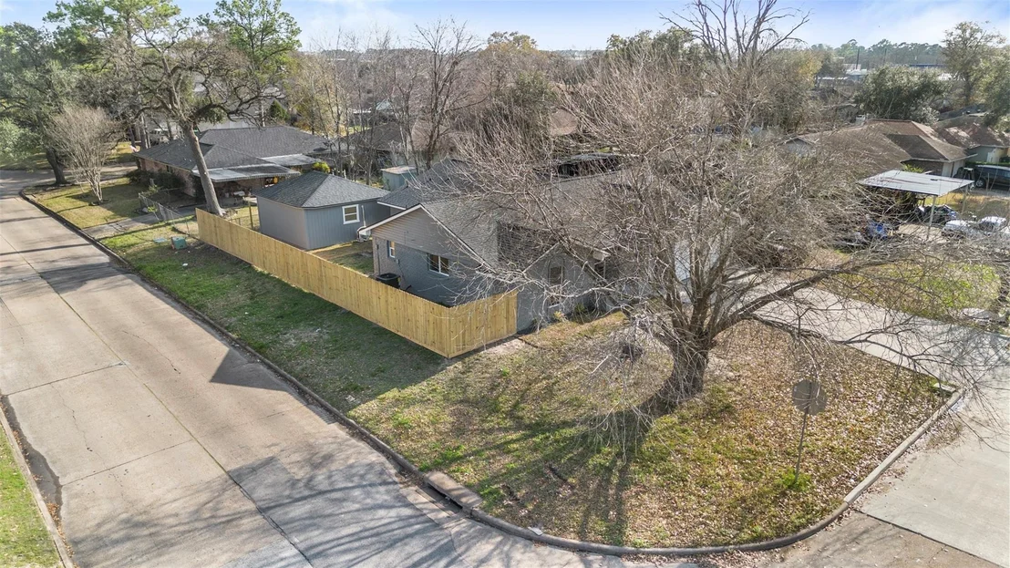 Photo of 6403 Acorn Forest Drive