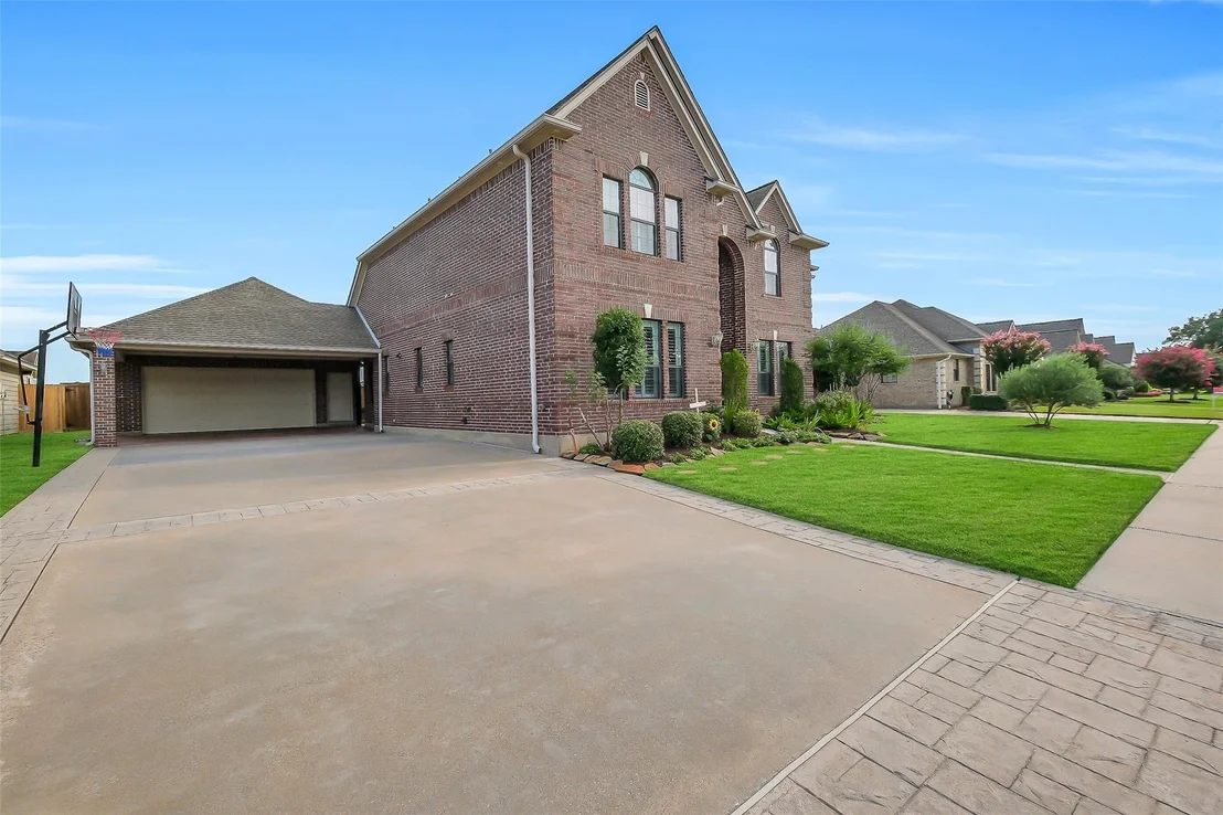Photo of 1817 Mesa Verde Drive
