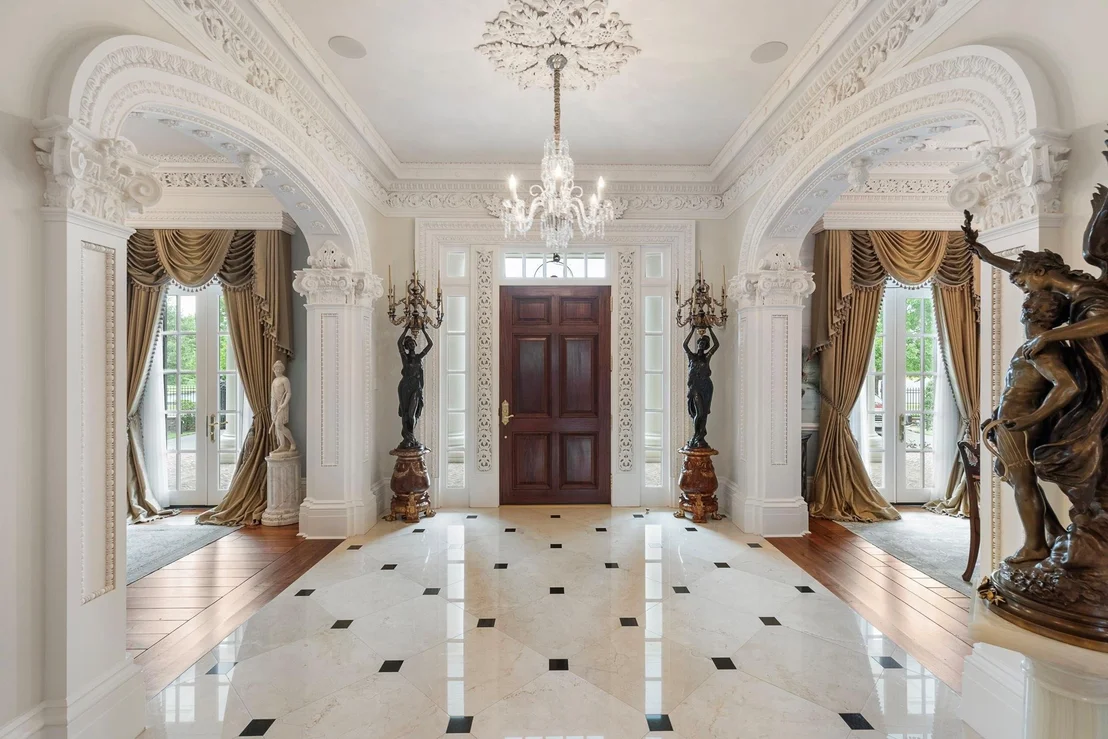 Photo of 38 East Shore Drive