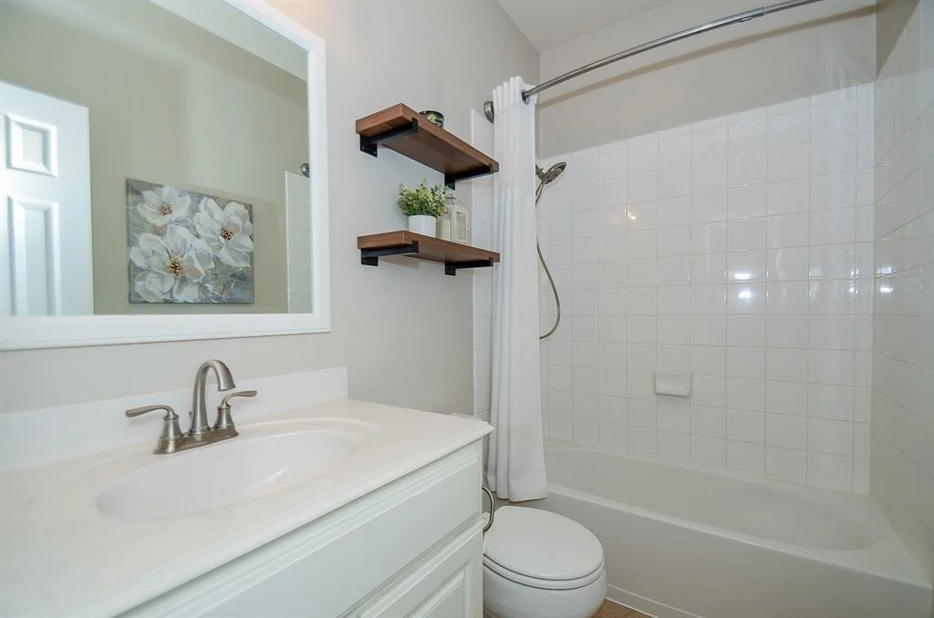 Photo of 7527 Oakleigh Drive