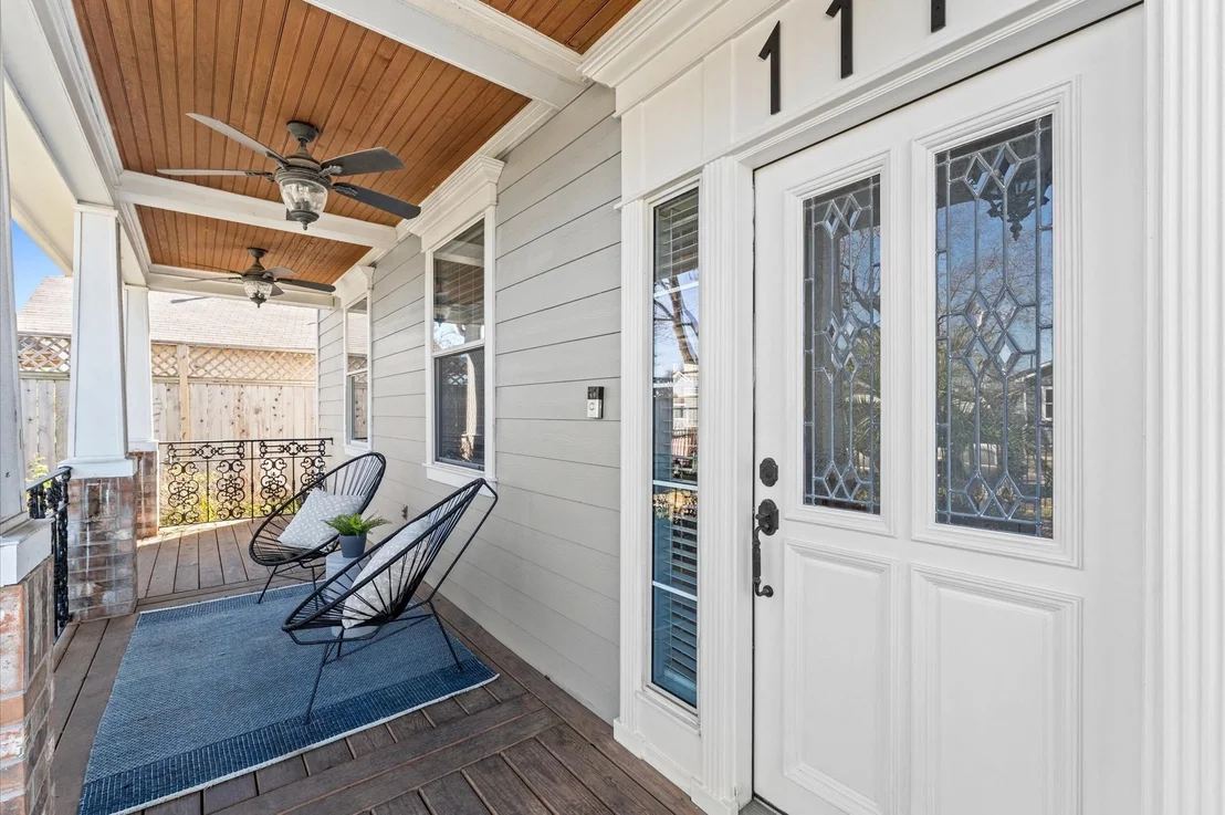 Photo of 1111 Walton Street