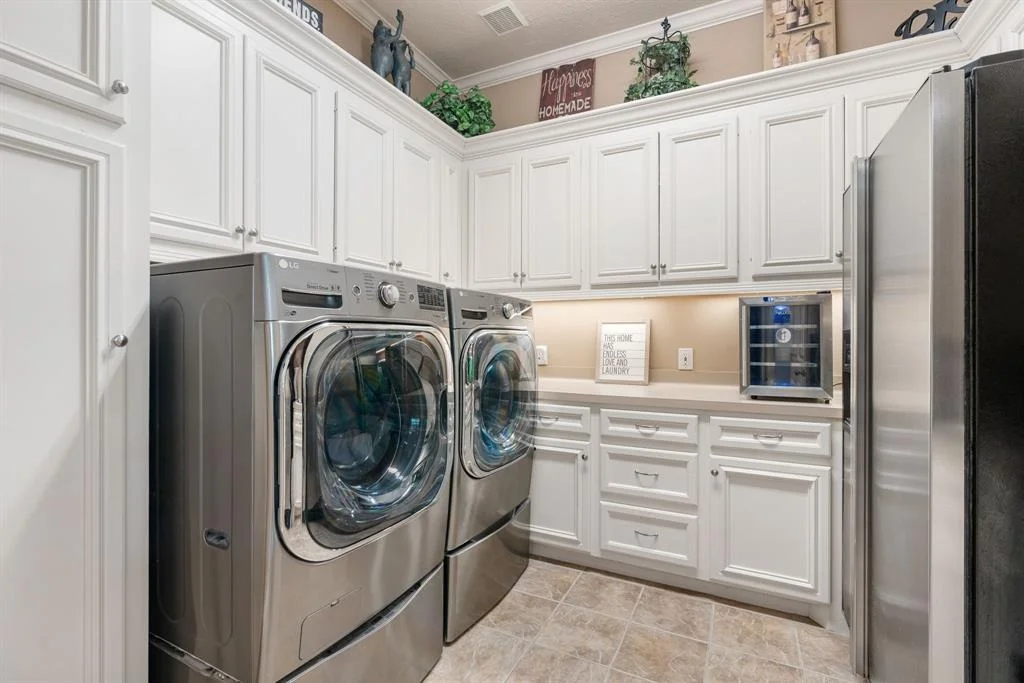 Photo of 27 Snow Pond Place