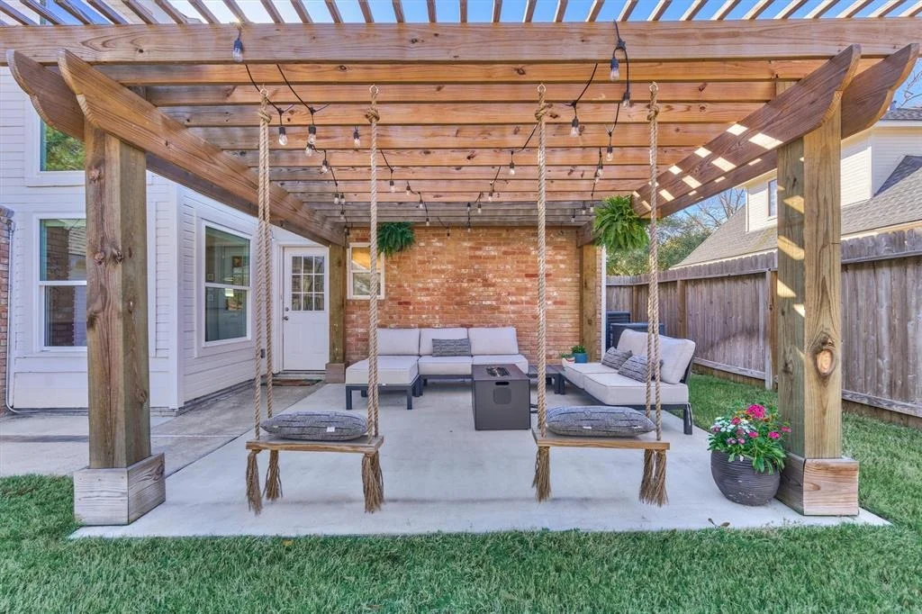 Photo of 24614 Northcrest Drive