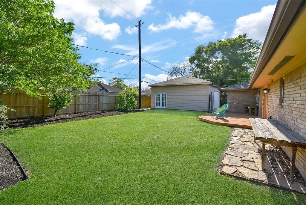 Photo of 5419 Willowbend Boulevard