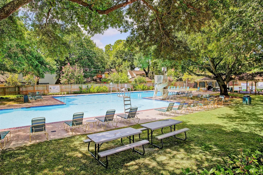 Photo of 215 Greenpark Drive