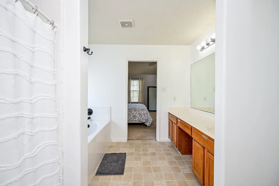 Photo of 2534 Halstead Drive