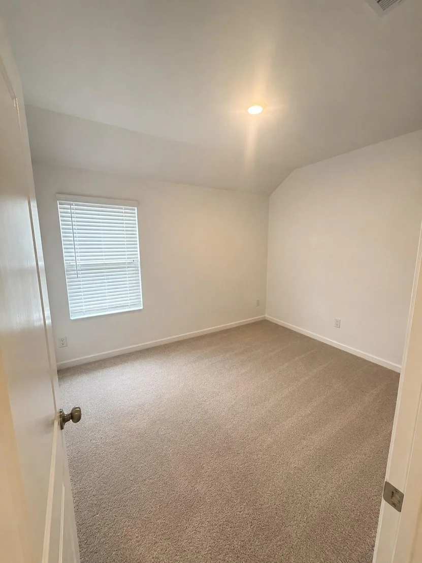 Photo of 4227 Sterling View Boulevard