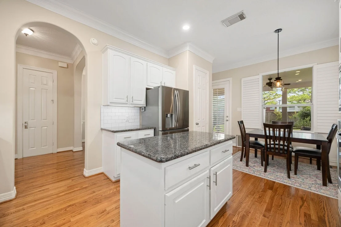 Photo of 137 White Drive