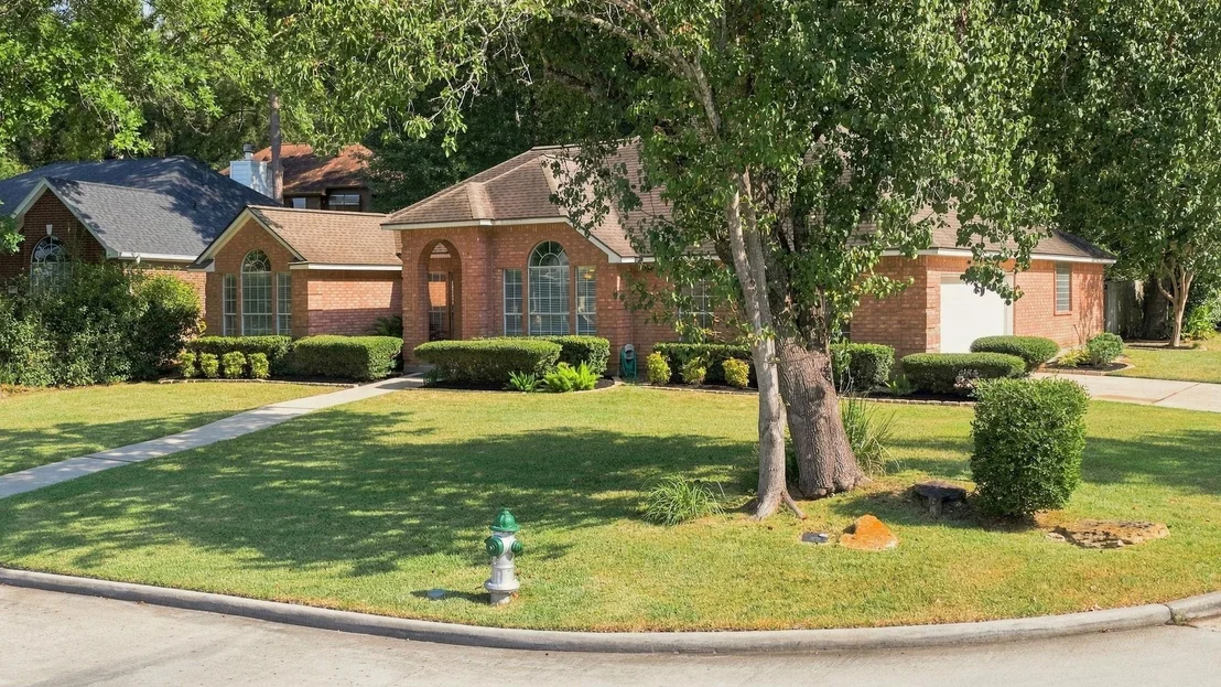 Photo of 101 Lakeside Drive