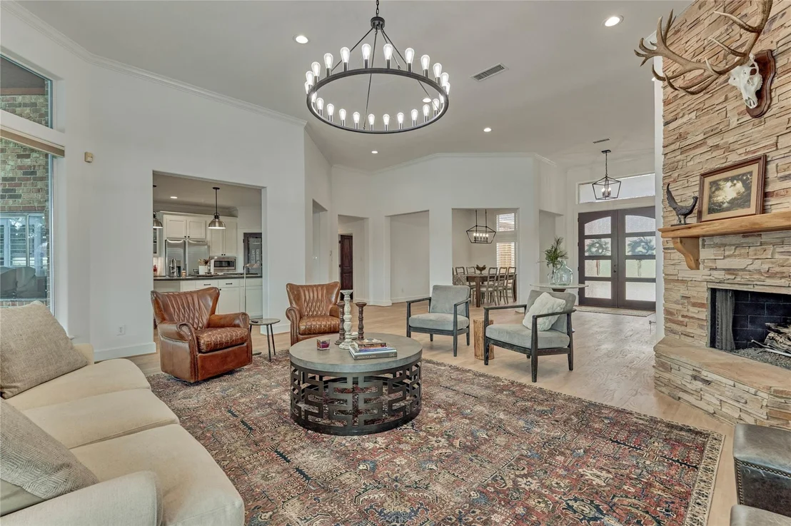 Photo of 83 Lake Estates Drive
