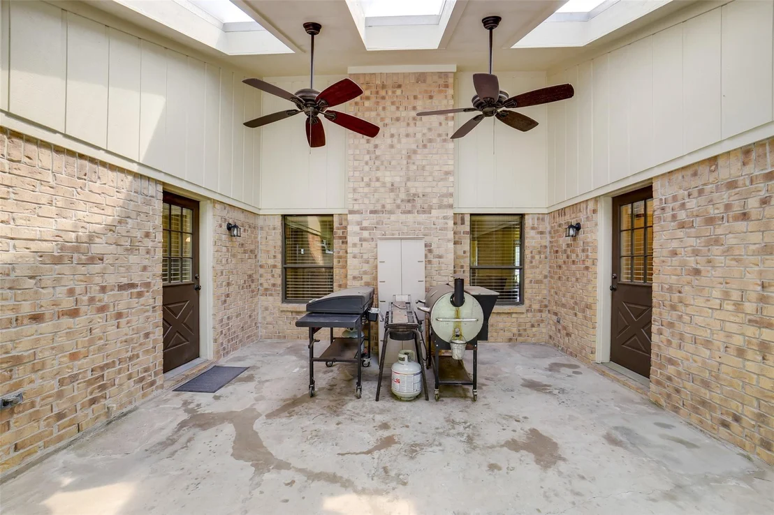 Photo of 18120 County Road 127