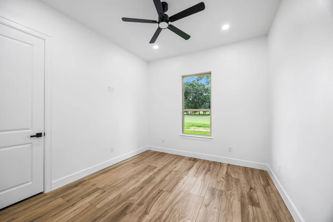 Photo of 210 Birdie Dr