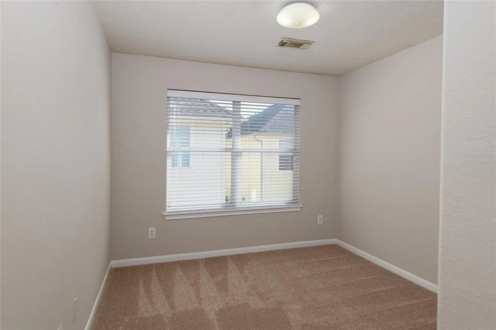 Photo of 815 Forest Bark Lane