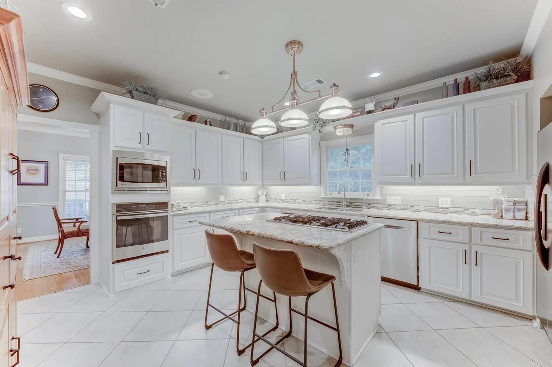 Photo of 2827 Griffin Lane