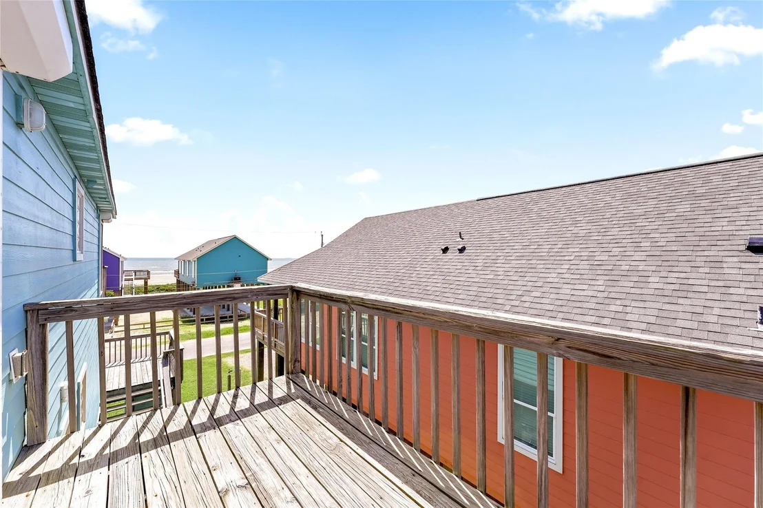 Photo of 4826 Bluewater Drive