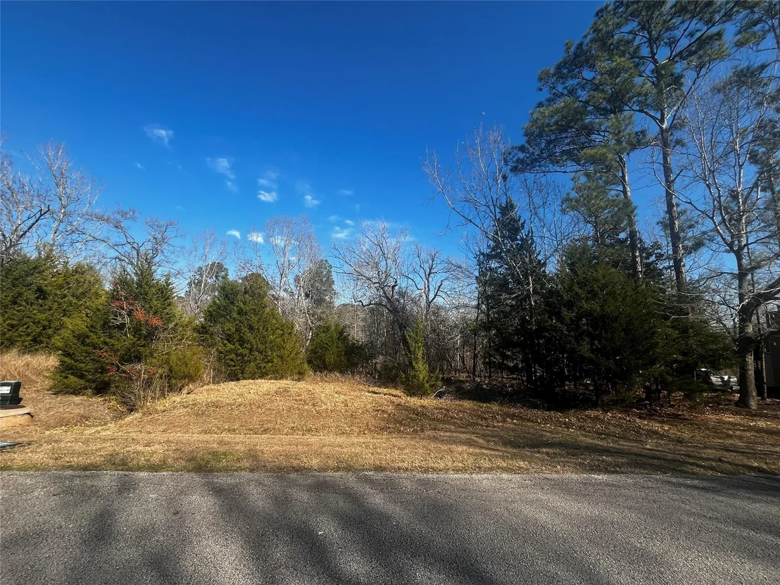 Photo of 731 N Forest Cove Loop