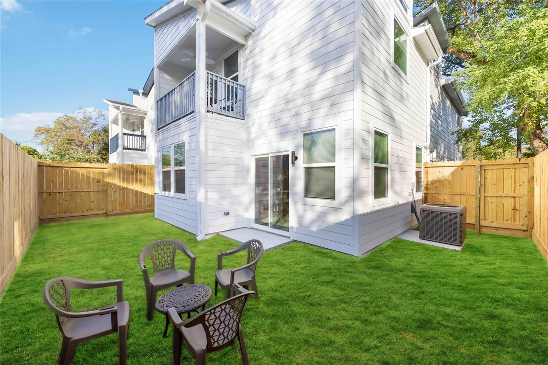 Photo of 7413 Easter Street