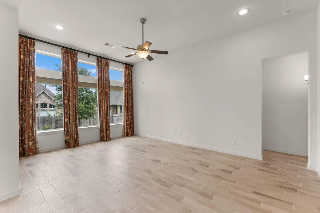 Photo of 139 Trillium Park Loop