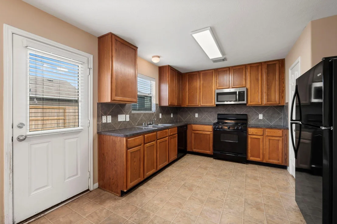 Photo of 3906 Falvel Shadow Creek Drive