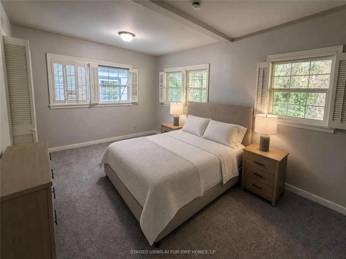 Photo of 3755 Long Avenue