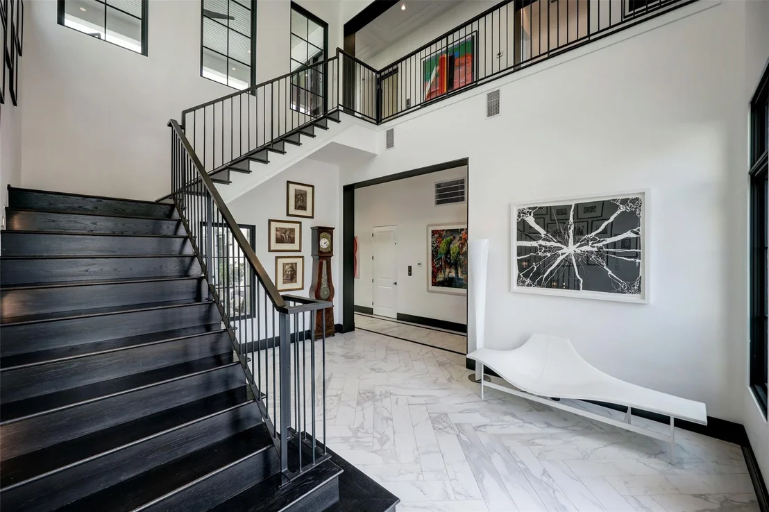 Photo of 2521 Westgate Drive