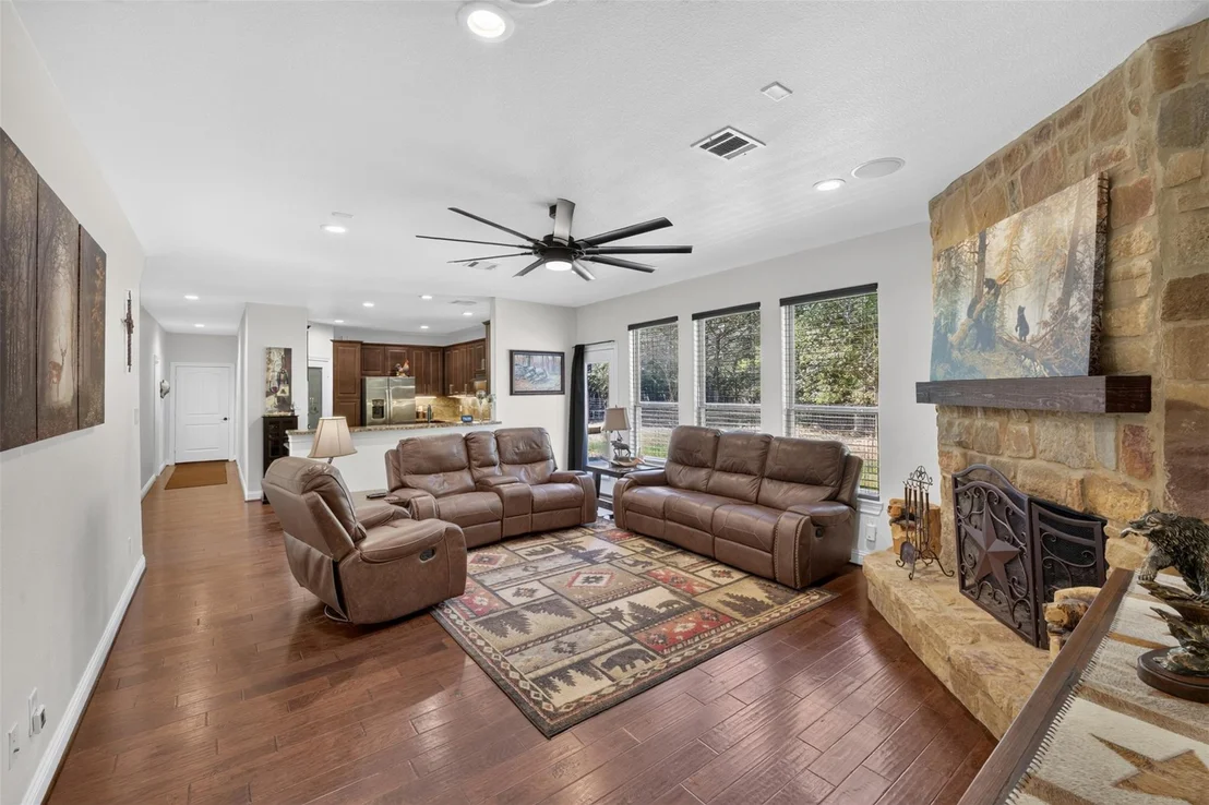 Photo of 16711 Wagon Wheel Road