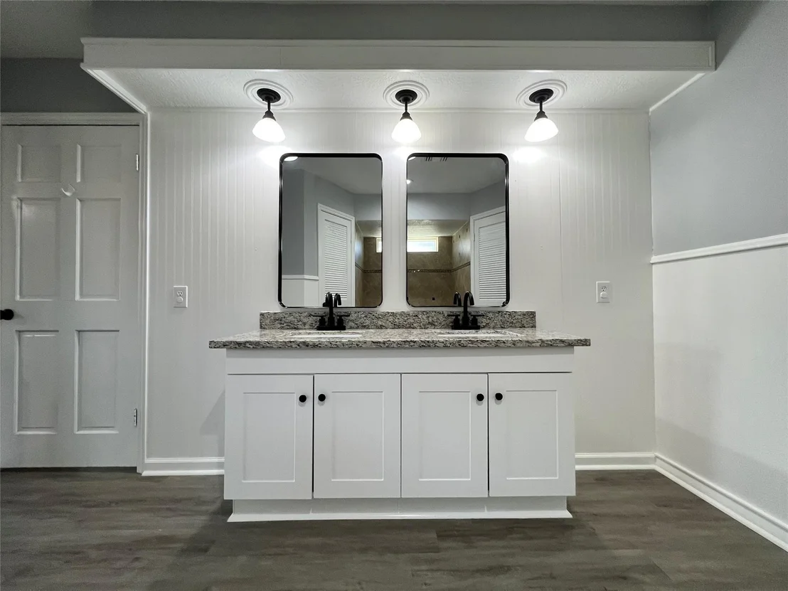 Photo of 5706 Upper Lake Drive