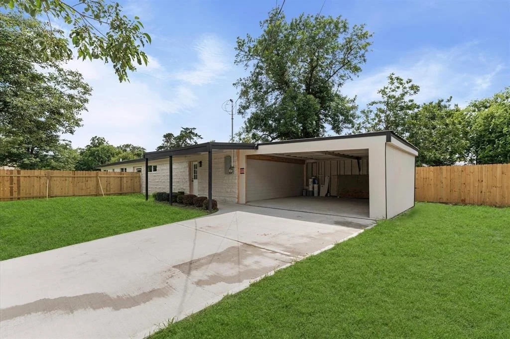 Photo of 200 Burnett Drive