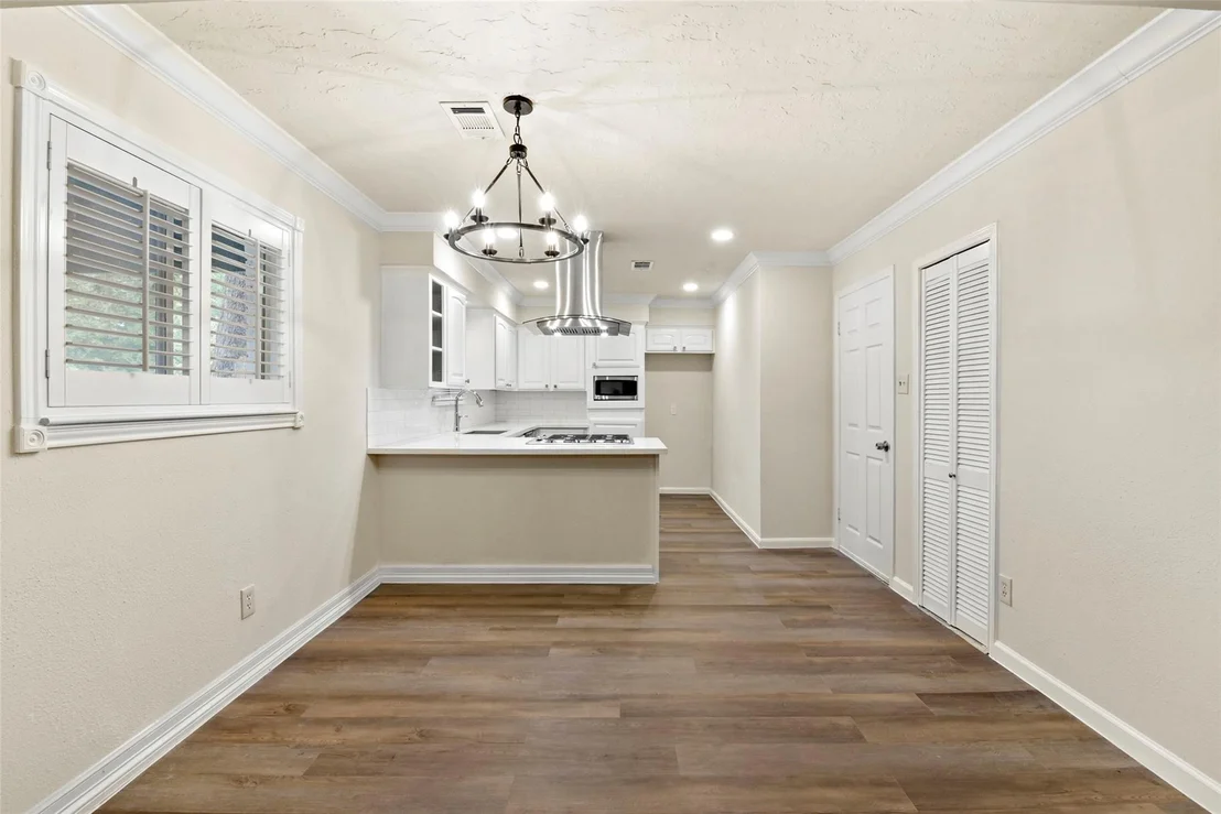 Photo of 207 Willowick Drive