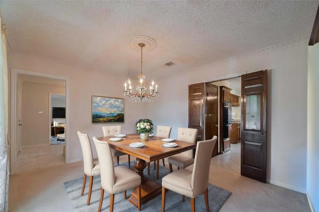 Photo of 1015 Devonport Lane