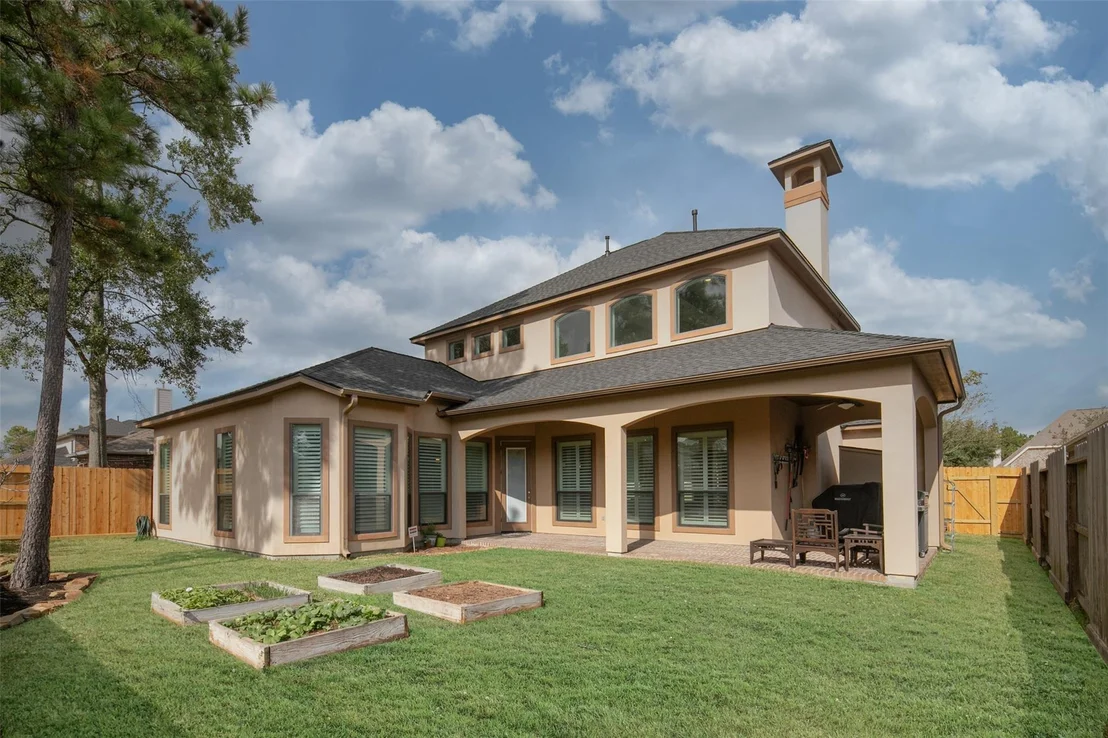 Photo of 121 Silverstone Lane