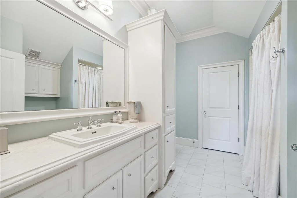Photo of 31243 Riverlake Road