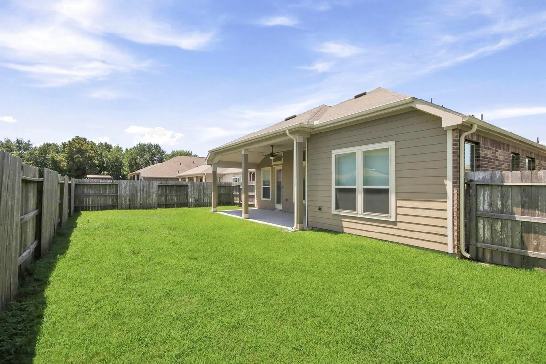 Photo of 20512 Pembridge Green Drive
