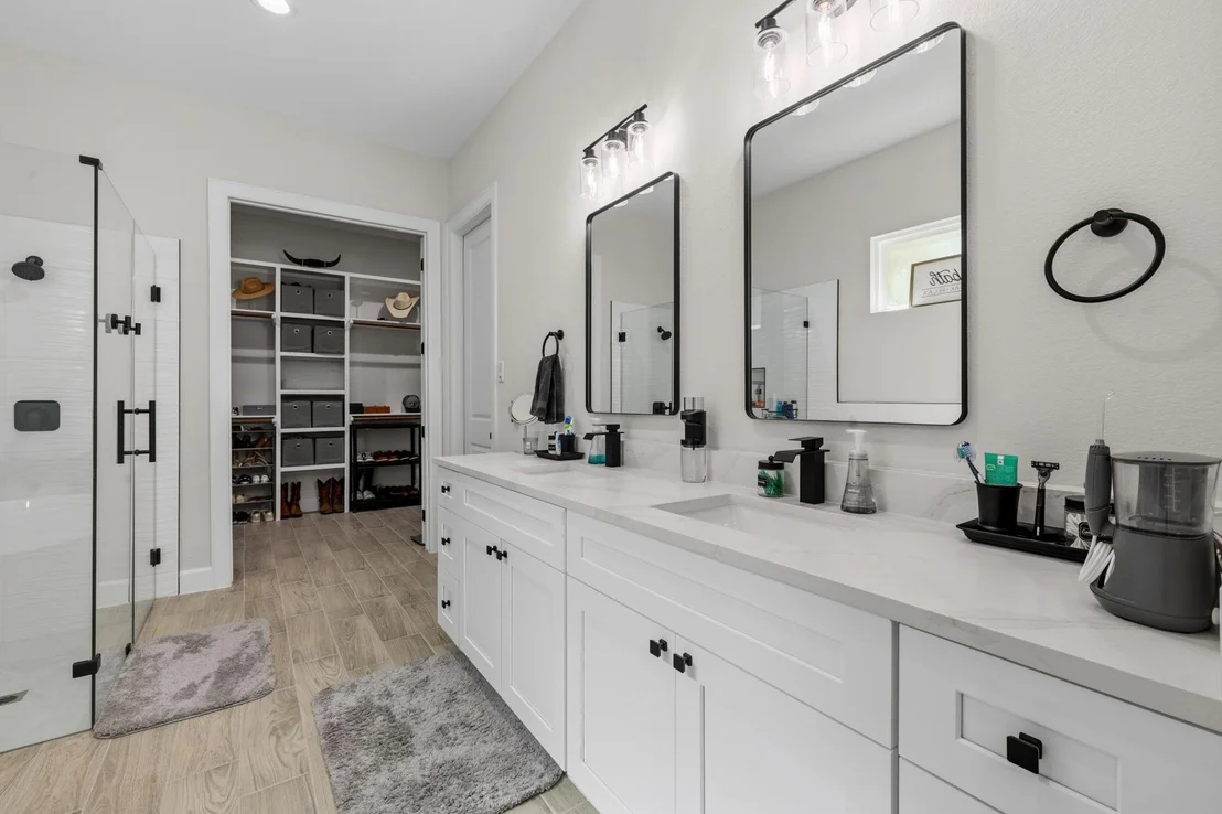Photo of 2439 Centurian Circle