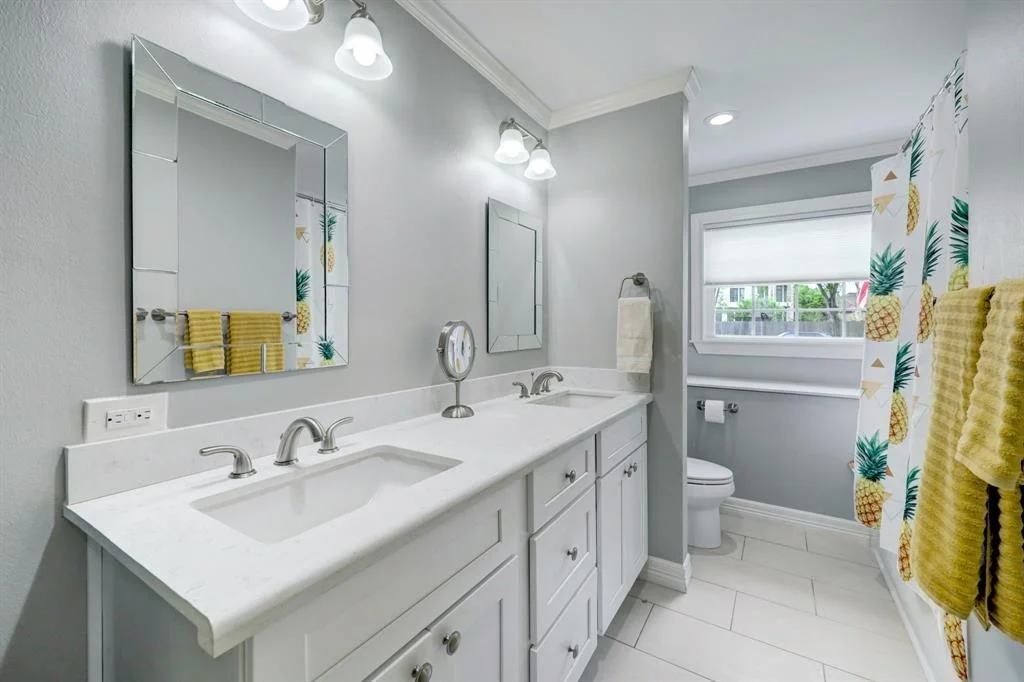 Photo of 4931 Glenmeadow Drive