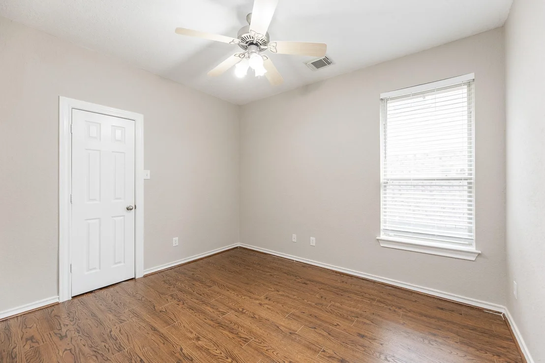 Photo of 5026 Redleaf Forest Lane