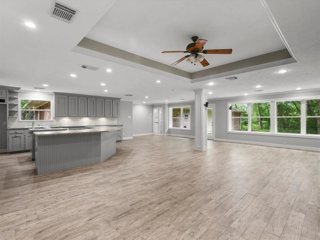 Photo of 5401 Palm Drive
