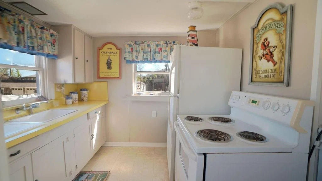 Photo of 3635 Bayshore Drive